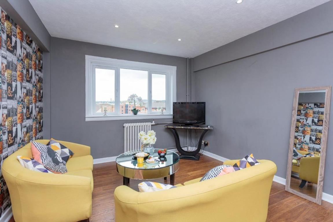 Gorgeous 3-Bed Flat, 15 Minutes To City Centre Edinburgh Exterior photo